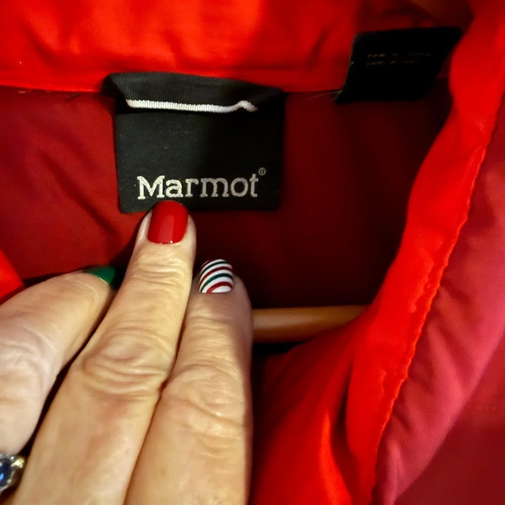 Marmot Vibrant Red Jacket - Picture 2 of 5